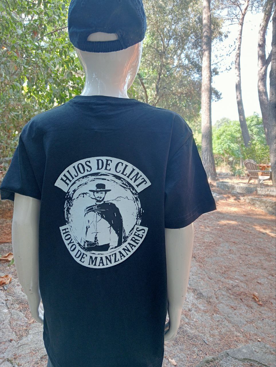 Diseño de camiseta para peña